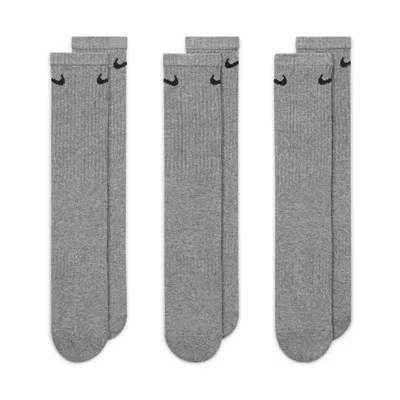 Nike Everyday Cushioned Training Crew Socks (3 Pairs) In Gray