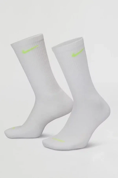 Nike Everyday Plus Crew Sock 3-pack In White, Men's At Urban Outfitters