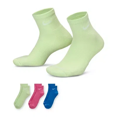 Nike Everyday Plus Cushioned Unisex Adult Breathable Multi-pack 3 Pair Quarter Ankle Socks In Green