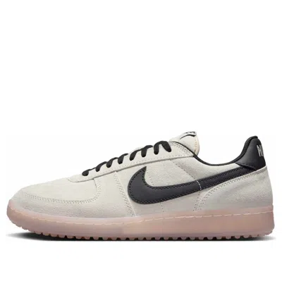 NIKE NIKE FIELD GENERAL 82 'SWOOSH WHISTLE'