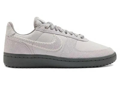 Pre-owned Nike Field General '82 Valentine's Day (women's) Sneakers In Grey/pink