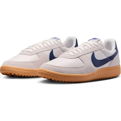 Nike Field General Trainer