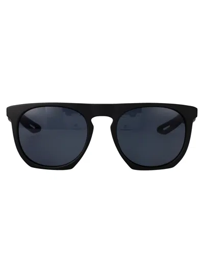 Nike Flatspot Xxii Sunglasses In Black