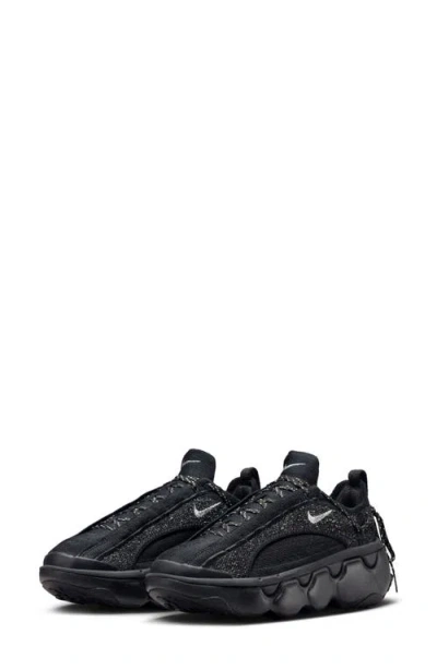 Nike Flyknit Bloom Sneaker In Black/metallic Silver/black