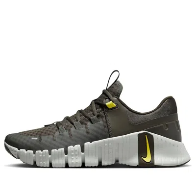 Nike Free Metcon 5 'sequoia High Voltage' In Multi