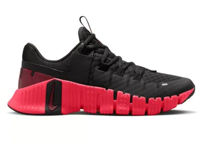 Pre-owned Nike Free Metcon 5 Siren Red (women's) Sneakers In Black/challenge Red/team Crimson In Multi