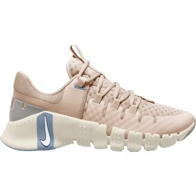 Nike Free Metcon 5 Training Shoe In Sanddrift/ White/ Phantom