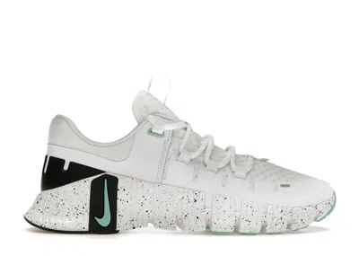 Pre-owned Nike Free Metcon 5 (women's) Sneakers In White/black/emerald Rise In Multi