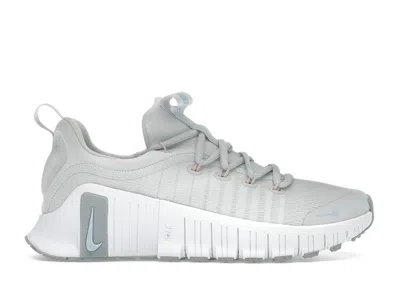Pre-owned Nike Free Metcon 6 Metallic Silver (women's) Sneakers In Photon Dust/light Smoke Grey/summit White
