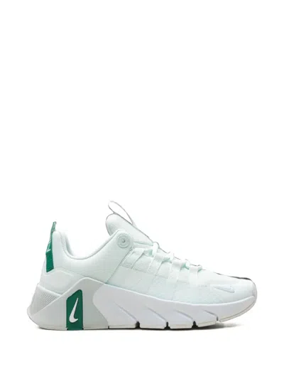 Nike Free Metcon 7 Sneakers In Green