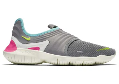 Pre-owned Nike Free Rn Flyknit 3.0 Gunsmoke (women's) Sneakers In Grey/green/white