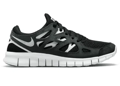 Pre-owned Nike Free Run 2 (women's) Sneakers In Black/off Noir/white