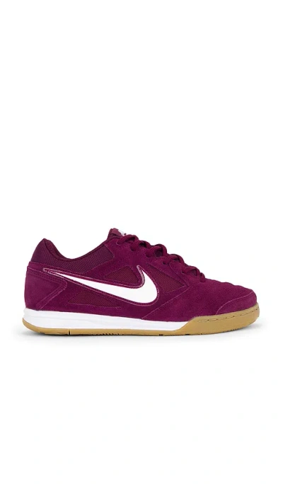 NIKE GATO SNEAKERS