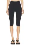 Nike Gentle Support High Waisted Capri Legging In Black