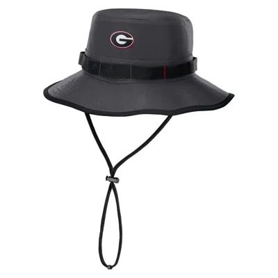 NIKE GEORGIA SIDELINE APEX GAMEDAY BOONIE  MEN'S DRI-FIT COLLEGE BUCKET HAT,1015855731