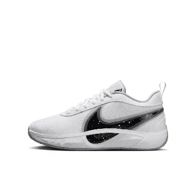 Nike Giannis Freak 6 Big Kids' Basketball Shoes In White