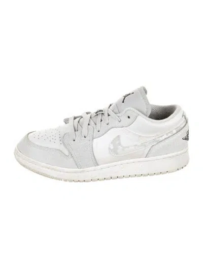 Pre-owned Nike Babies' Girls' Air Jordan 1 Low Top Camo Sneakers In White