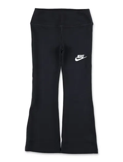 Nike Girls Flared Leggings In Nero