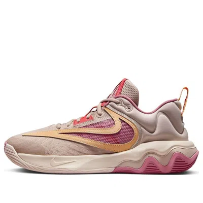 NIKE NIKE GLANNIS IMMORTALITY 3 EP 'FOSSIL STONE DESERT BERRY'
