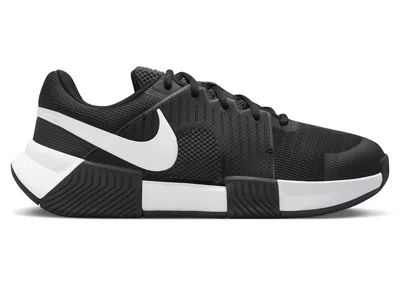 Pre-owned Nike Gp Challenge 1 (women's) Sneakers In Black/white