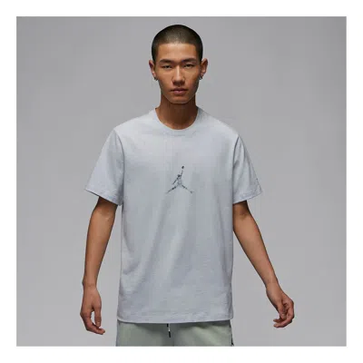 Nike Graphic T-shirt 'white' In Gray