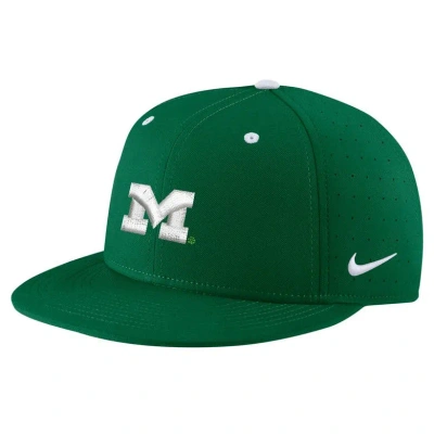 Nike Men's  Green Michigan Wolverines St. Patrick's Day True Fitted Performance Hat