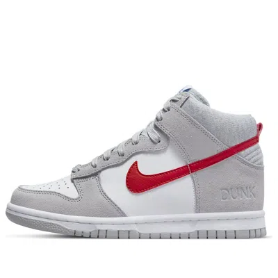 Nike (gs)  Dunk High Se 'athletic Club - Light Smoke Grey Gym Red'