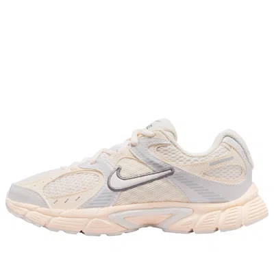 Nike (gs)  V5 Rnr 'chalk Sail Pencil Point' In Neutral