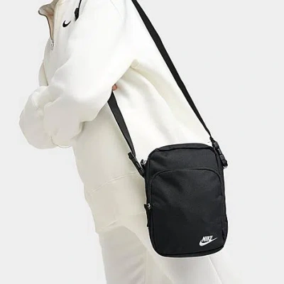 Nike Heritage Crossbody Bag (4l) In Black