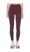 Nike High Waisted 7/8 Legging In Burgundy