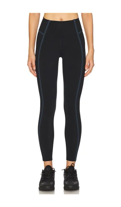 Nike High Waisted 7/8 Leggings In Black & Navy