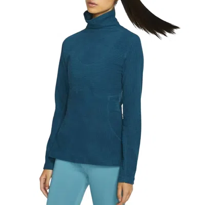 Nike Hyperwarm Velour High Neck Top In Green