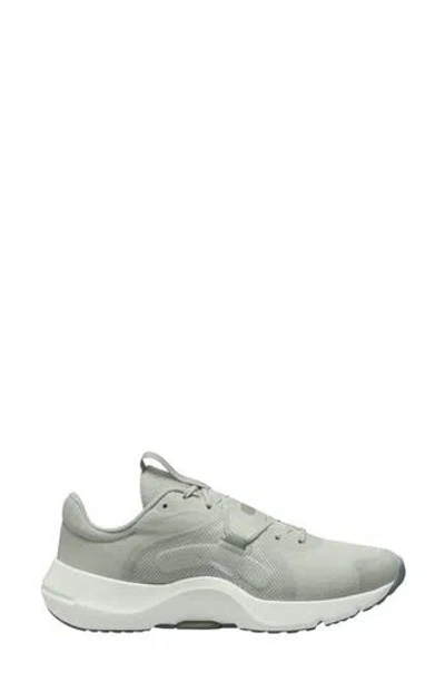Nike In-season Tr 13 Training Shoe In Light Silver/metallic Silver