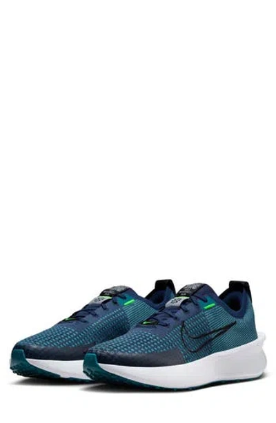 Nike Interact Run Running Sneaker In College Navy/black