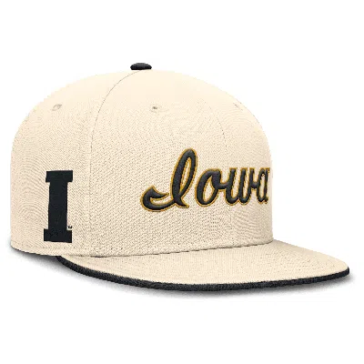 Nike Iowa Hawkeyes Primetime True  Men's Dri-fit College Fitted Hat In Brown