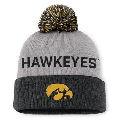 NIKE IOWA PRIMETIME PEAK  MEN'S COLLEGE CUFFED POM BEANIE,1015911767