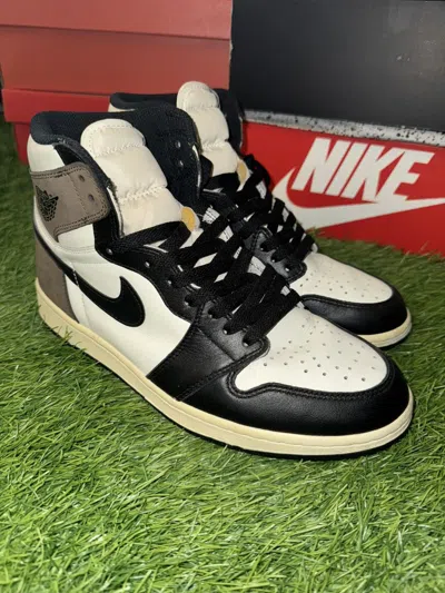 Pre-owned Nike Jordan 1 Retro High Dark Mocha Sneakers In Brown