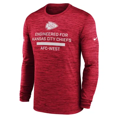 Nike Kansas City Chiefs Sideline Team Issue Velocity  Men's Dri-fit Nfl Long-sleeve T-shirt In Gold