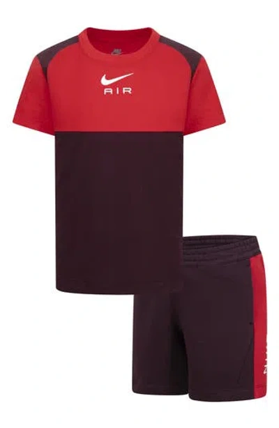 NIKE NIKE KIDS' AIR LOGO T-SHIRT & FLEECE SHORTS SET