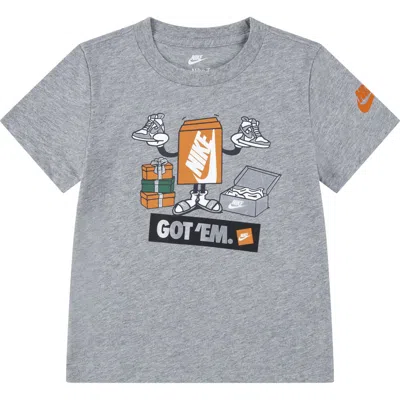 NIKE NIKE KIDS' BOXY GO TEAM GRAPHIC T-SHIRT 