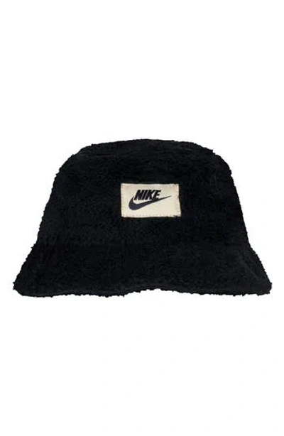 Nike Kids' Faux Shearling Apex Bucket Hat In Black