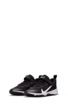 Nike Kids' Omni Multi-court Sneaker In Black/white