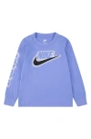 NIKE NIKE KIDS' POWDER PLAY LONG SLEEVE GRAPHIC T-SHIRT