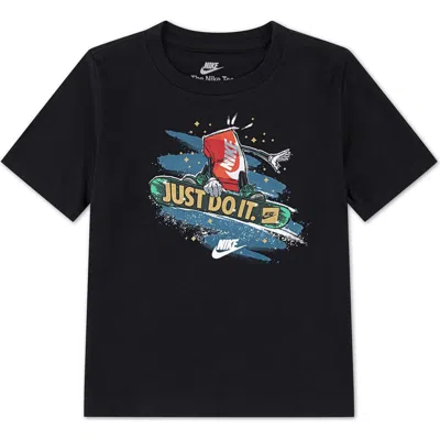 NIKE NIKE KIDS' SNOWBOARD BOXY GRAPHIC T-SHIRT