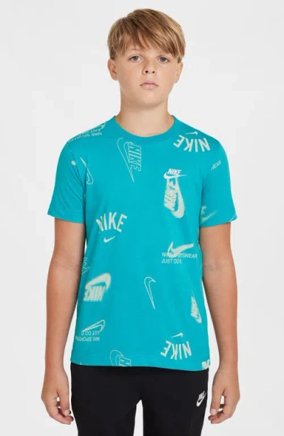 Nike Kids' Sportswear Club Cotton Graphic T-shirt In Green