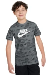 NIKE NIKE KIDS' SPORTSWEAR CLUB LOGO T-SHIRT