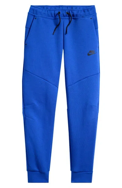 NIKE NIKE KIDS' SPORTSWEAR TECH FLEECE JOGGERS