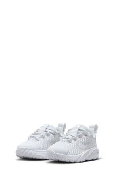 Nike Kids' Star Runner 4 Sneaker In White/white/white