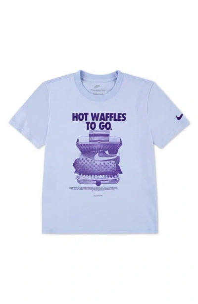 NIKE NIKE KIDS' WAFFLES TO GO GRAPHIC T-SHIRT