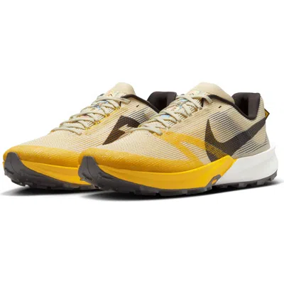 Nike Kiger 10 Trail Running Shoe